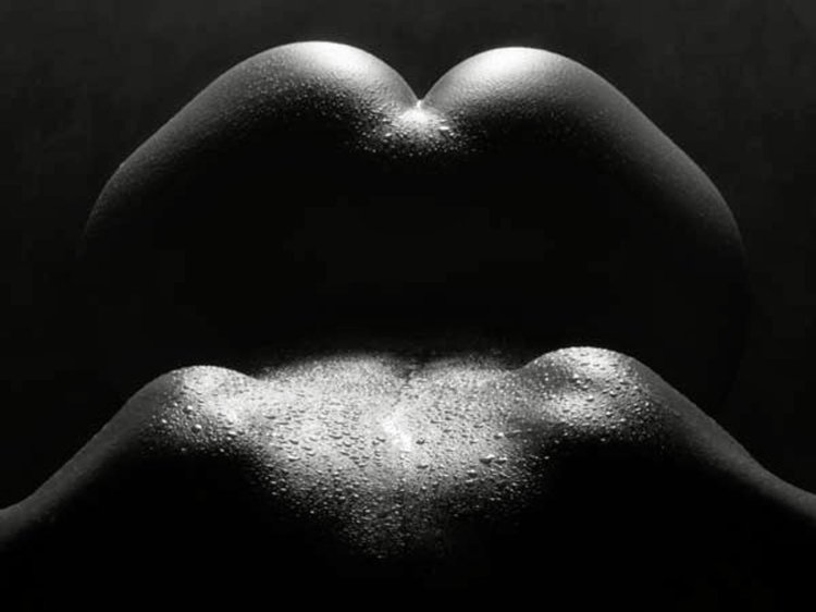 Black white erotica