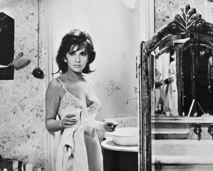 Gina lollobrida Erotica