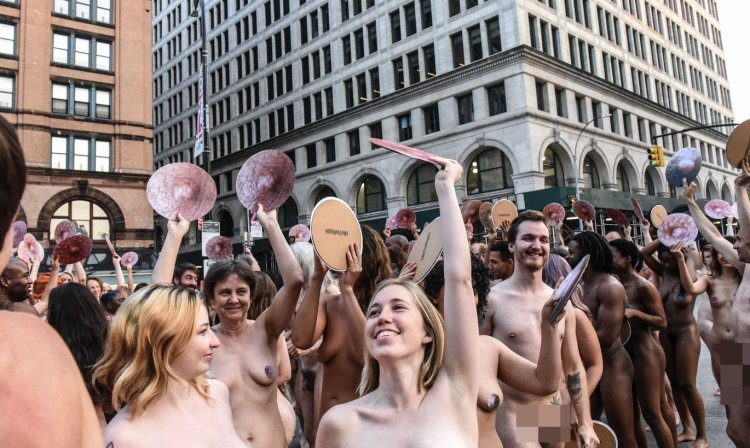 A bunch of naked girls