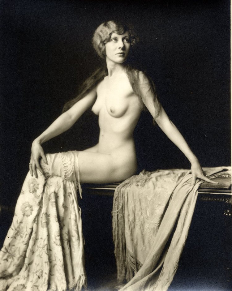 Naked women of the last century