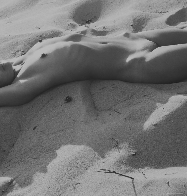 On the beach erotica