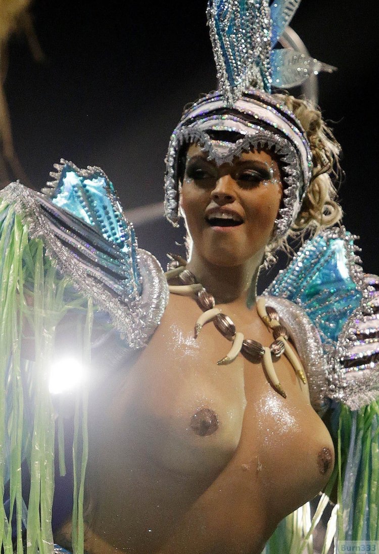 Carnival in Rio de Janeiro naked