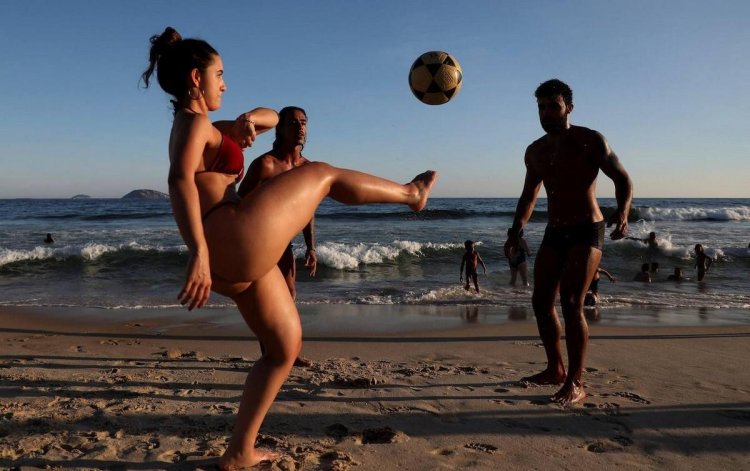 Naked beach Rio de Janeiro