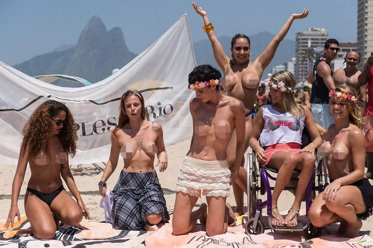 Topless on the beach of Rio de Janeiro