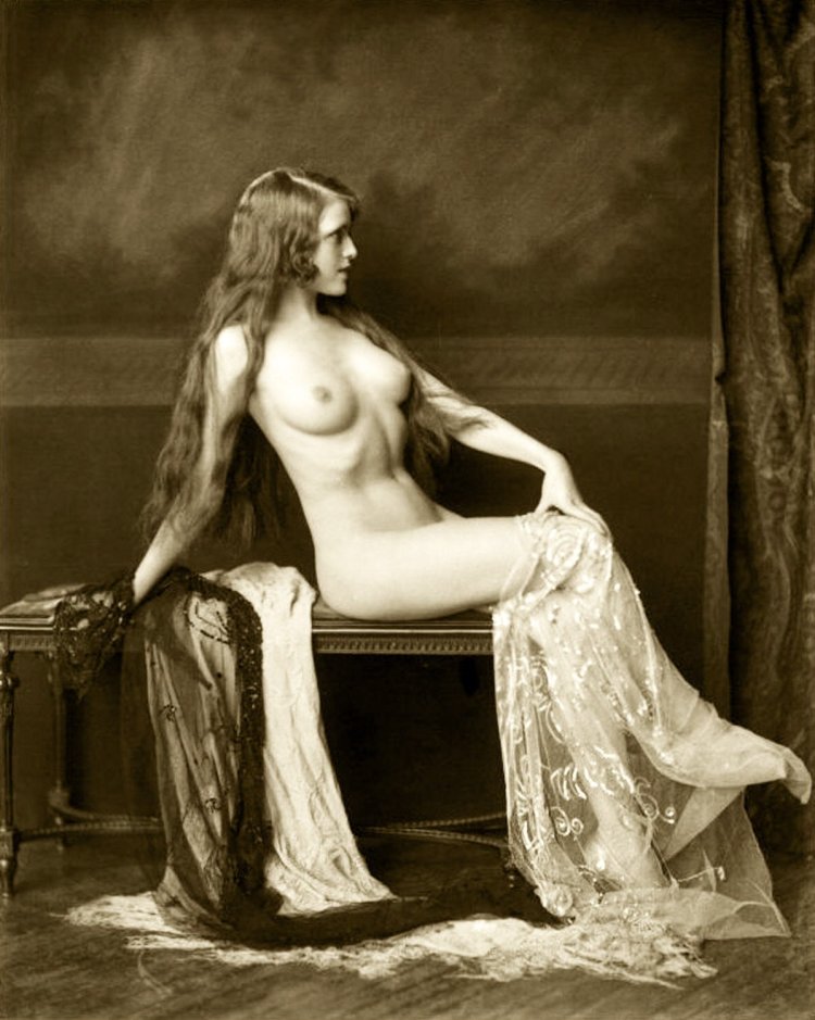 Naked women of the last century